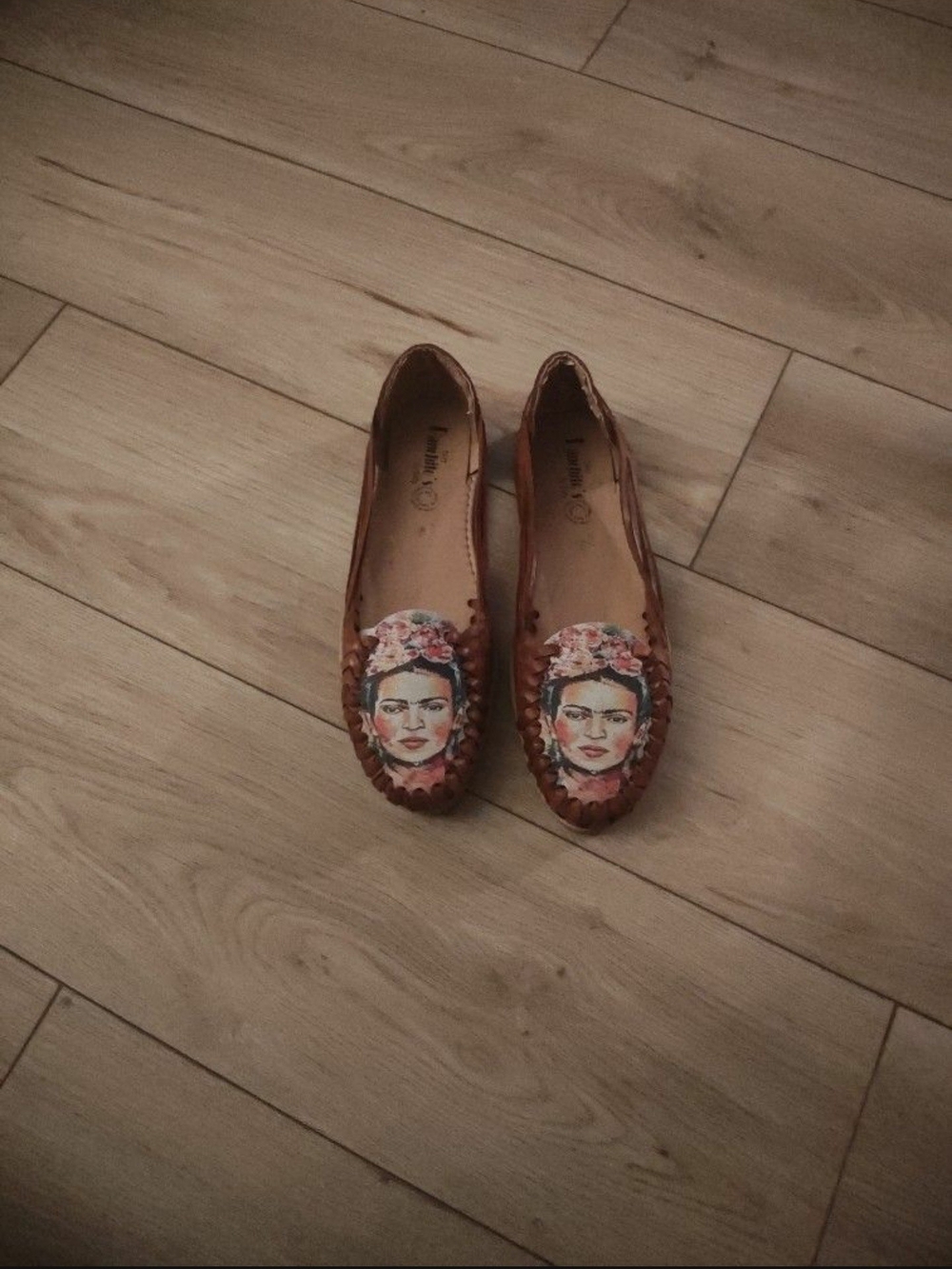 Brown Leather Slip-On Women’s Flats with Artistic Floral Portrait